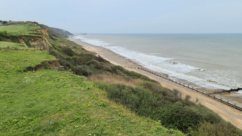 Cliffs above Foulness © Chris Morgan :: Geograph Britain and Ireland