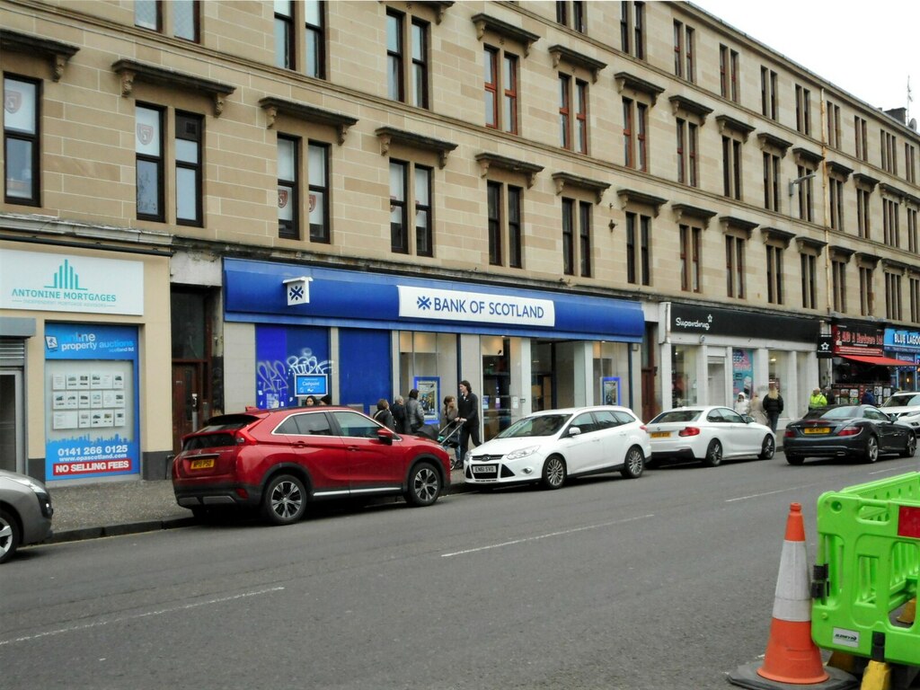 bank-of-scotland-richard-sutcliffe-geograph-britain-and-ireland