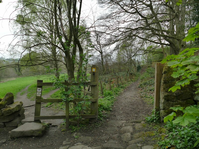 gate-out-of-the-north-east-corner-of-stephen-craven-geograph