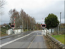 NH9013 : Level crossing on Dalfaber Drive, Aviemore by Malc McDonald