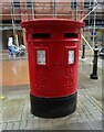 Double aperture Elizabeth II postbox on Lloyds Avenue