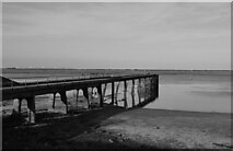 SD1967 : A jetty on Walney Channel, Barrow-in-Furness by habiloid