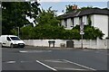Mini-roundabout, Cookham Rd