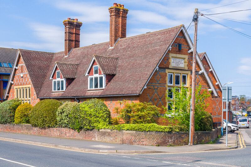 old-school-house-ian-capper-geograph-britain-and-ireland