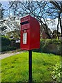 TL9897 : Postbox at Rockland St Peter by David Bremner