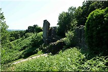 SJ5359 : The outer gatehouse at Beeston Castle by Jeff Buck