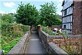 Public footpath near Bewdley Bridge, Wribbenhall, Bewdley, Worcs