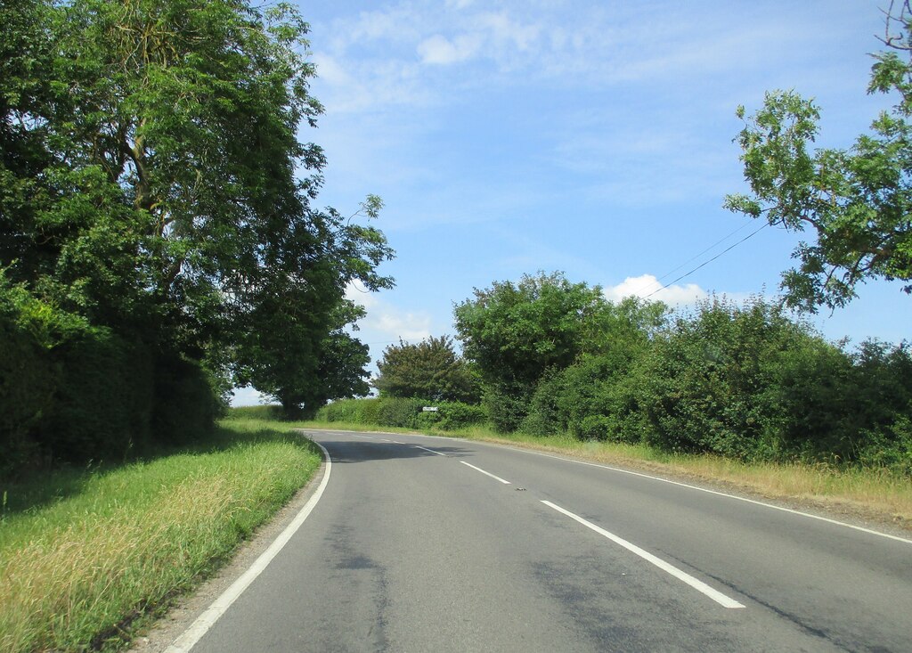 Minor Road Junction On The Right ... © Martin Dawes :: Geograph Britain ...