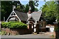 Lodge, South Eden Park Rd