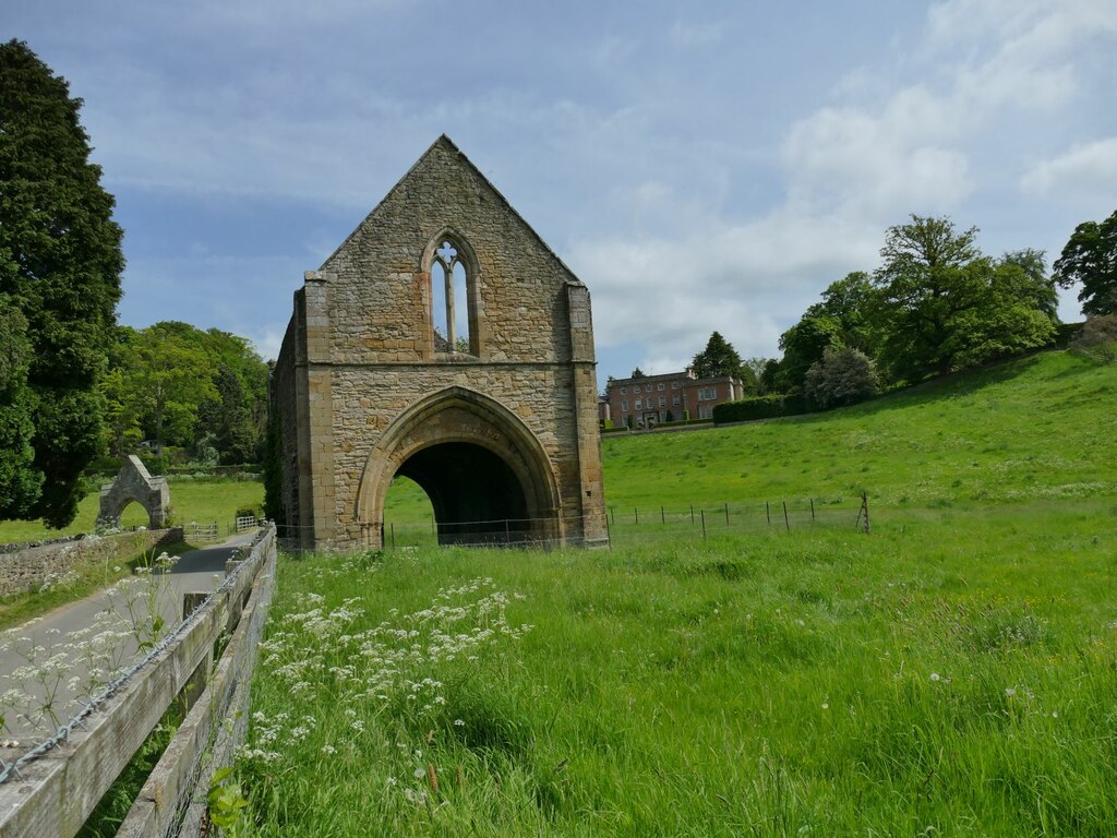 easby-abbey-gatehouse-stephen-craven-geograph-britain-and-ireland