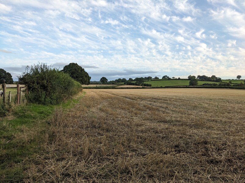 Farmland by the Little Hereford Circular... © Fabian Musto :: Geograph ...