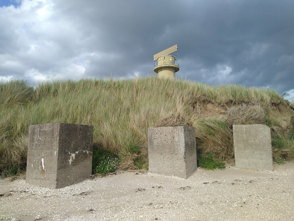 Coastal defenses at Shelly Point © Aleks Scholz :: Geograph Britain and ...