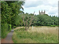 Public footpath 125, Farnham, towards the church