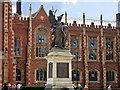 J3372 : Queens University of Belfast War Memorial by David Dixon