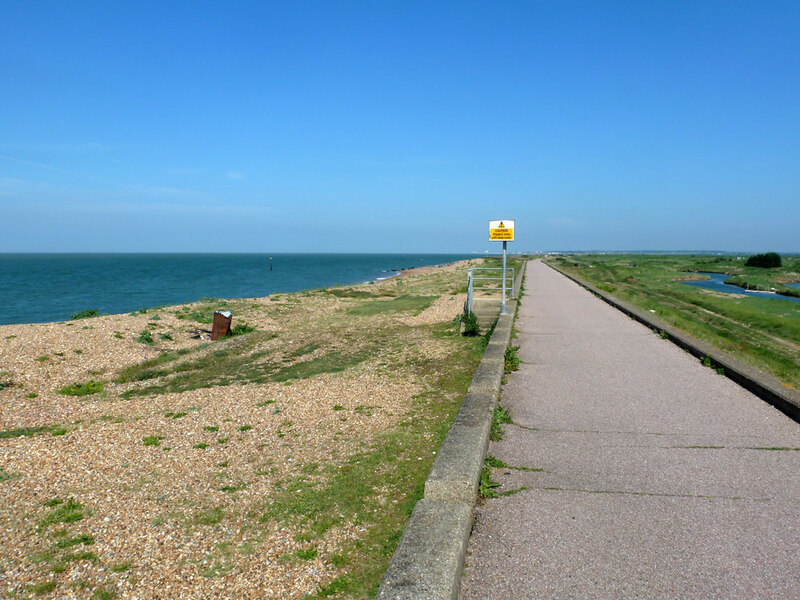 Northern Sea Wall, Reculver © Robin Webster :: Geograph Britain and Ireland