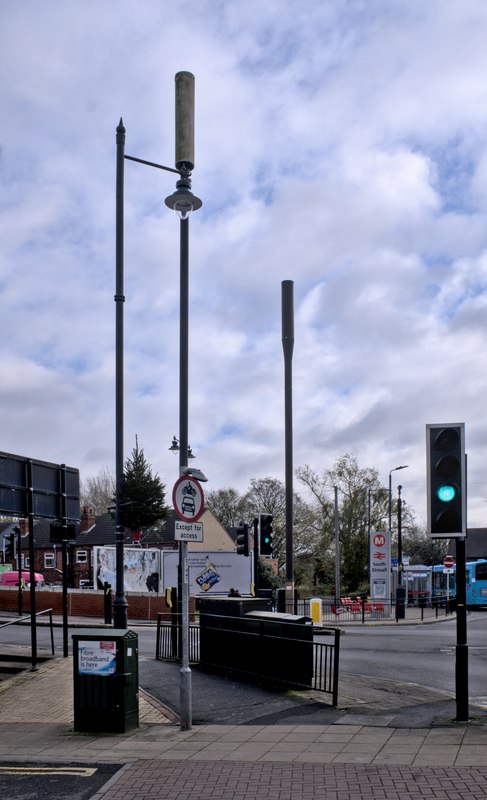 street-furniture-bob-harvey-geograph-britain-and-ireland