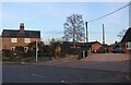 SP9322 : Slapton Road, Little Billington by David Howard