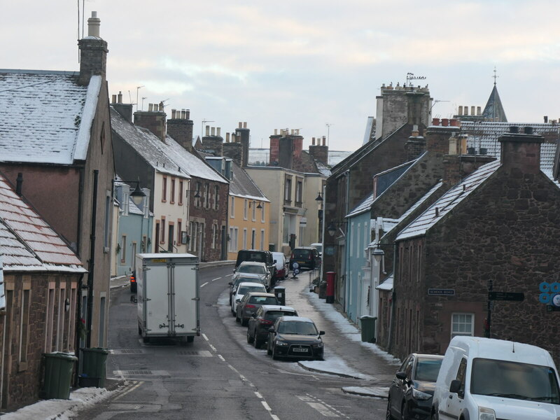 East Lothian Townscape : Going Round The... © Richard West :: Geograph ...