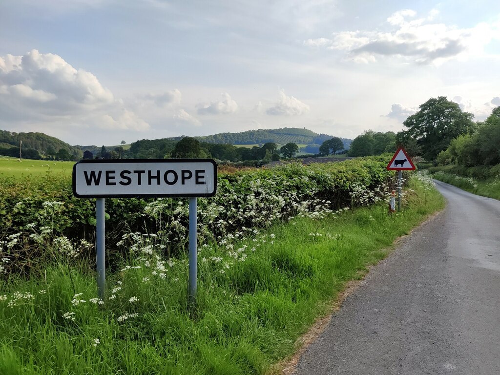 lane-towards-westhope-mat-fascione-geograph-britain-and-ireland