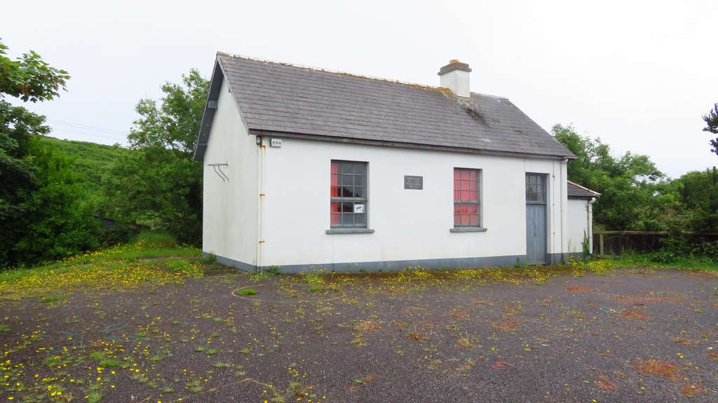 Sherkin Island former school © Colin Park Geograph Britain and Ireland