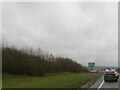 A421, exit to the southbound M1 at J13