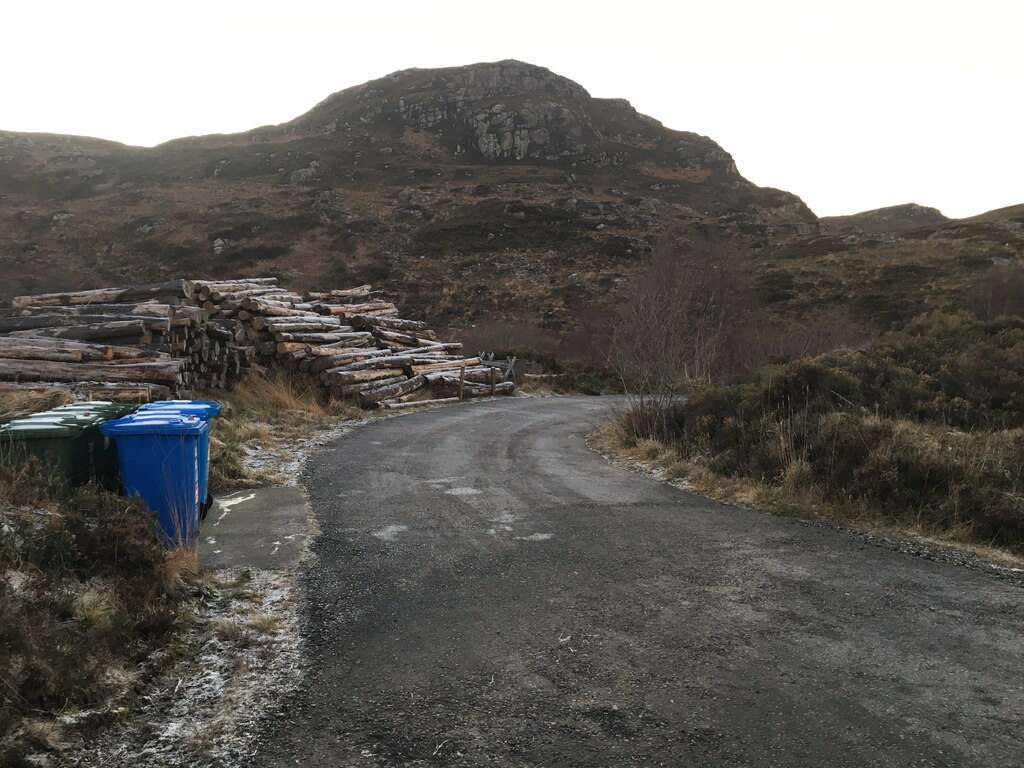 access-road-to-houses-near-ardmair-steven-brown-geograph-britain