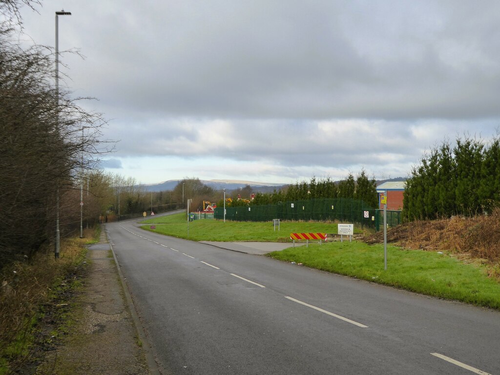 Moss Hall Road © Kevin Waterhouse :: Geograph Britain and Ireland