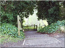SK5701 : Footpath off Great Central Way, Aylestone by Richard Vince