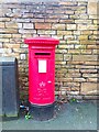 SE1532 : Queen Elizabeth II Postbox on Morley Street, Bradford by Stephen Armstrong