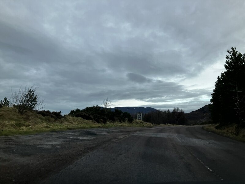 A835 northbound © Dave Thompson :: Geograph Britain and Ireland