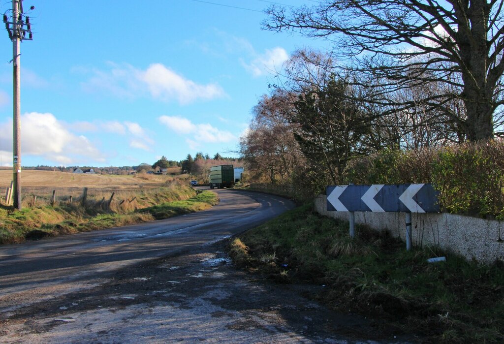 bend-on-b9169-near-to-culbokie-alan-reid-geograph-britain-and-ireland