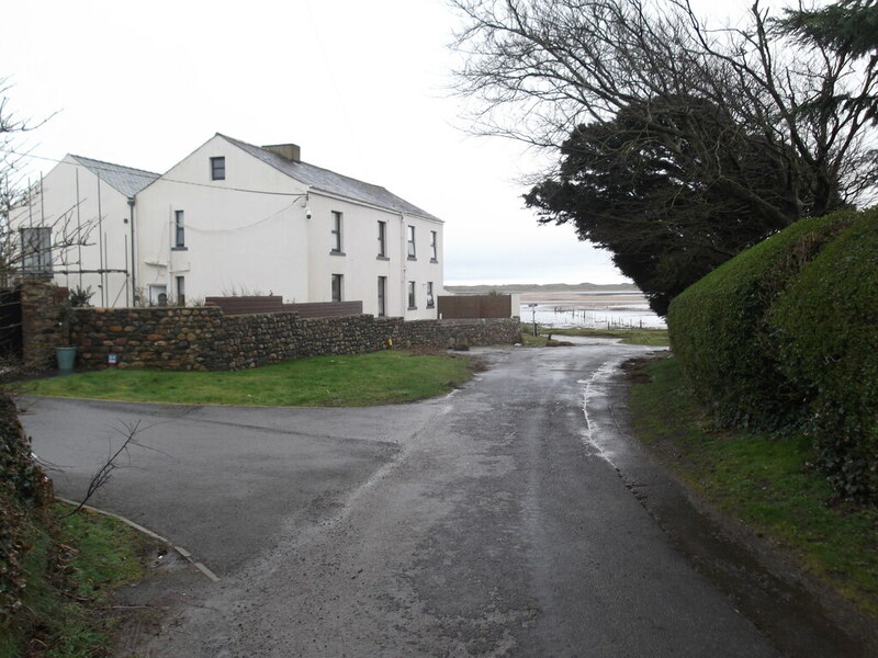 End of the road, Saltcoats © David Brown :: Geograph Britain and Ireland