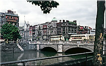 O1534 : O'Connell Bridge in Dublin by Roger  D Kidd