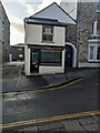 Vacant shop at 25 Crane Street, Pontypool