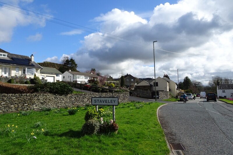 Sign for Staveley © DS Pugh :: Geograph Britain and Ireland