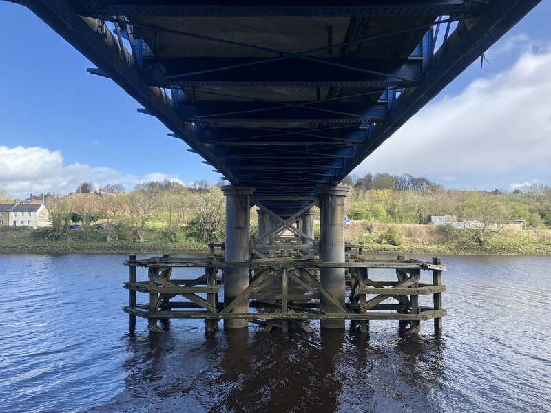 Substructure of Newburn Bridge © Anthony Foster :: Geograph Britain and ...