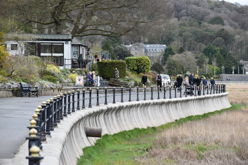 Curving promenade at Grange-over-Sands © David Martin :: Geograph ...