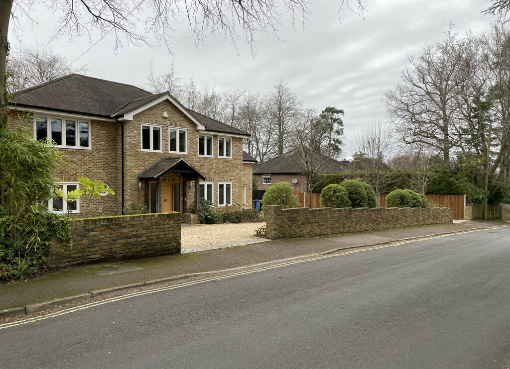 House on Avenue Road © Mr Ignavy :: Geograph Britain and Ireland