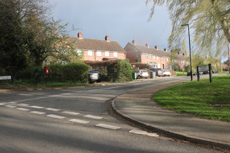 New Park, Castle Hedingham © David Howard :: Geograph Britain and Ireland