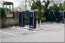 SO8793 : The New Inn (3) - EV chargers in car park, 1 Station Road, Wombourne, Staffs by P L Chadwick