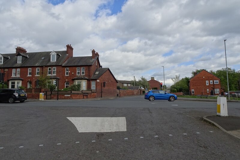 Eastmoor Road meets Stanley Road © DS Pugh :: Geograph Britain and Ireland