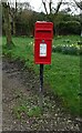 Elizabeth II postbox, Willington Corner