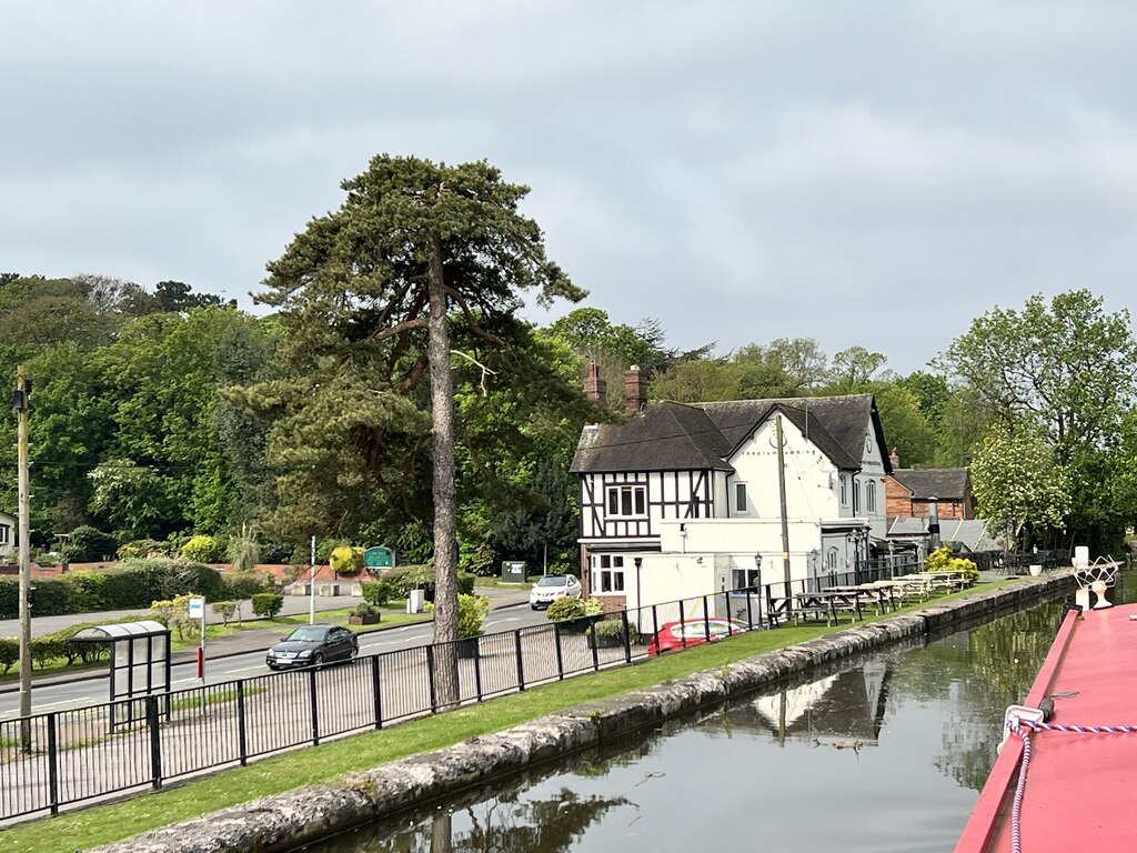 The Plum Pudding Inn © Andrew Abbott Geograph Britain And Ireland