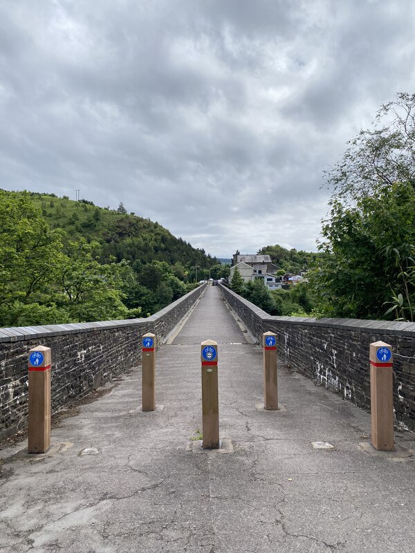 Footpath over Pontrhydyfen Aqueduct © Alan Hughes :: Geograph Britain ...