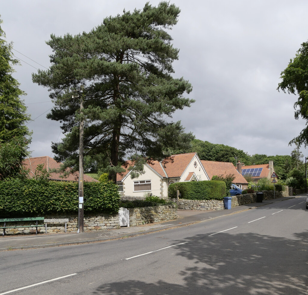 Newlands Road, Cloughton © habiloid :: Geograph Britain and Ireland