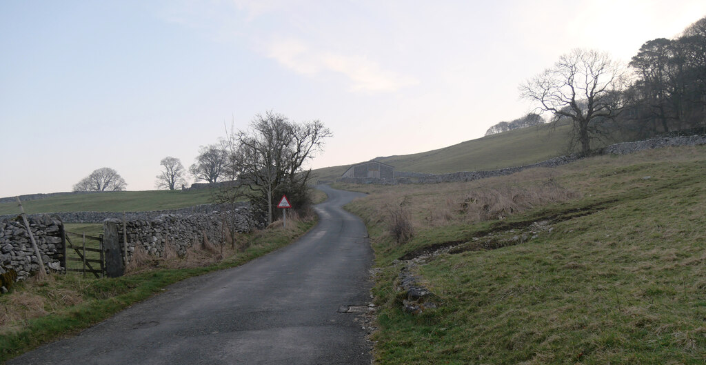 The road leaving Langcliffe to the east © habiloid :: Geograph Britain ...