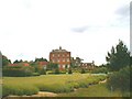 Country Hall, Tatingstone