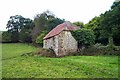 Red barn near Sloncombe - Devon