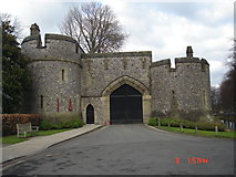 TQ0207 : Entrance to Arundel Castle off  Mill Road by Roger Brooks