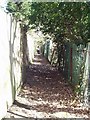 Footpath, Outwood Lane to Hawksworth Road, Horsforth